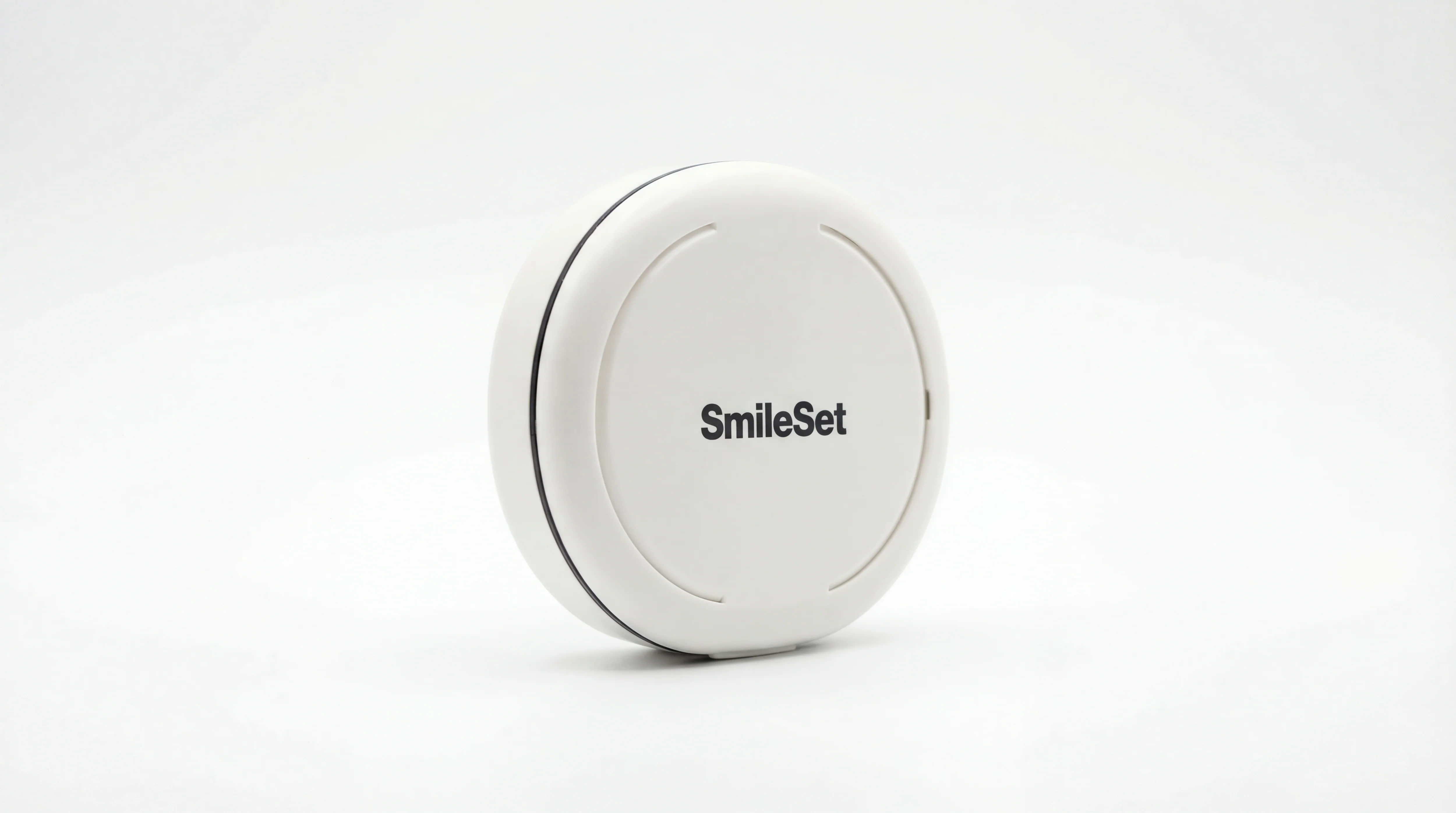 UV Sanitizing Travel Case + AirTag Storage - Image 7